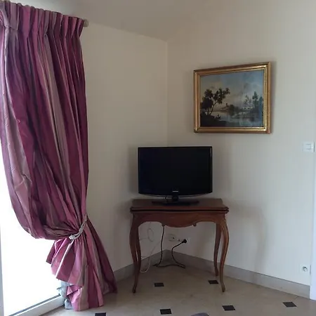 Apartment Anatole France Tours
